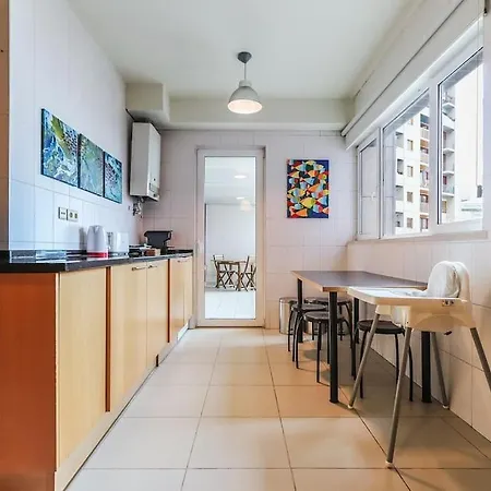 Portucale ! Expo Deluxe With Terrace Апартаменты