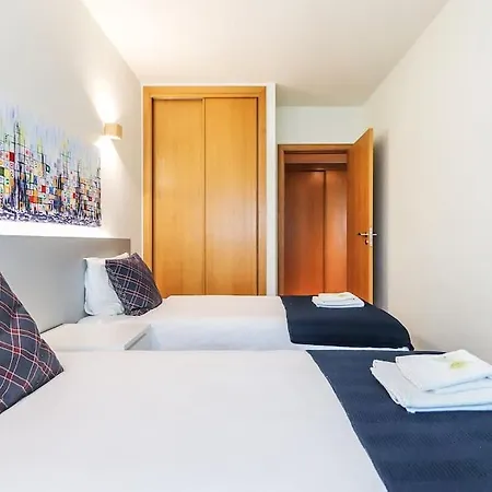 Portucale ! Expo Deluxe With Terrace Апартаменти Лісабон